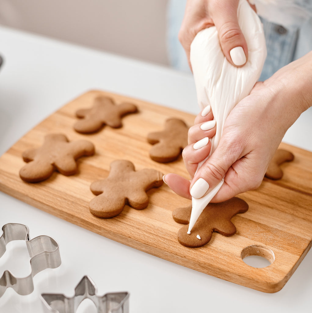 VEGAN GINGERBREAD COOKIES – Nuzest AE